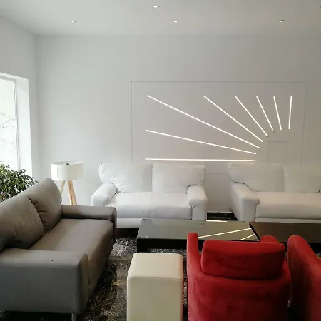Helena Hotel 3*