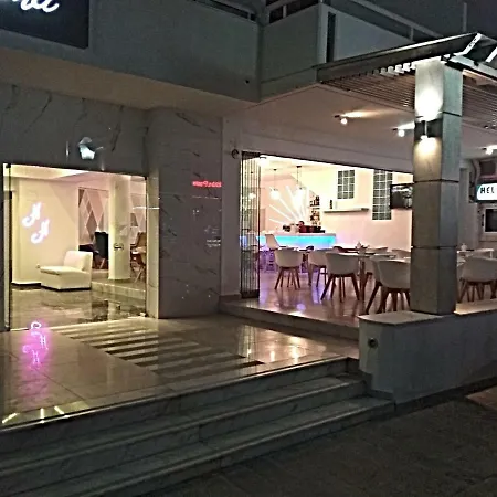 Hotel Helena 3*