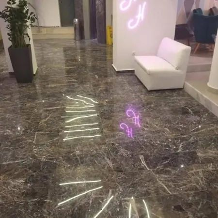 Helena Hotel