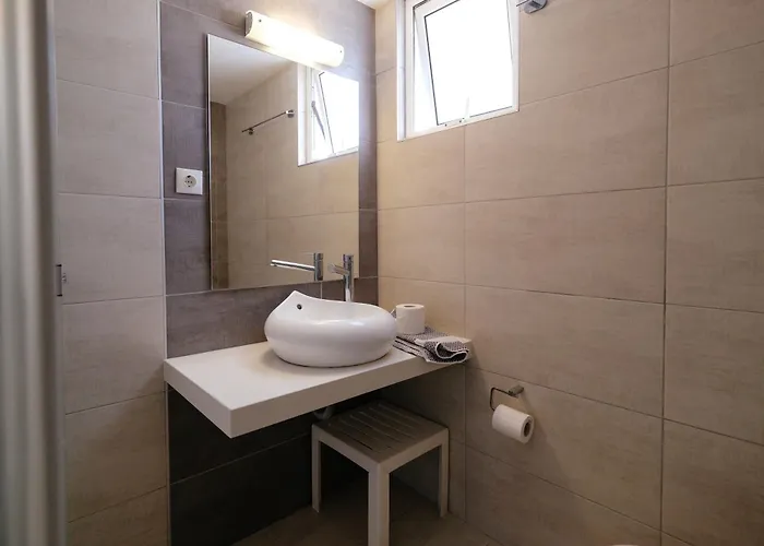Helena Hotel 3*