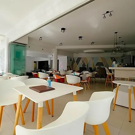 Hotel Helena 3*