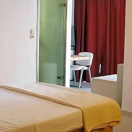 Helena Hotel