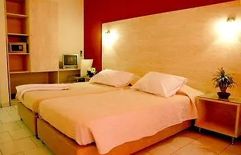 Helena Hotel