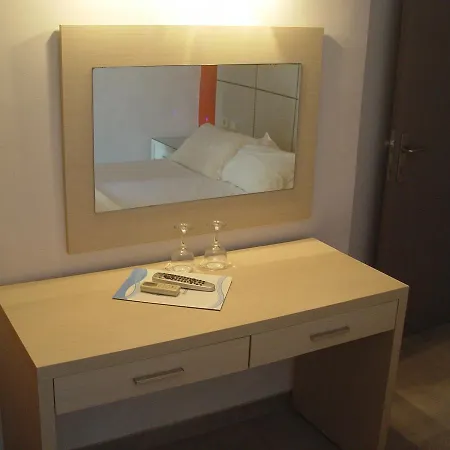 Hotel Helena 3*
