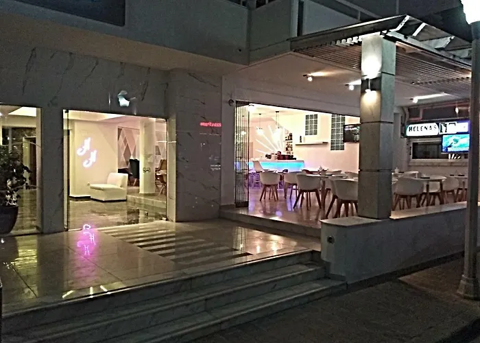 Hotel Helena 3*